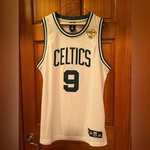 Adidas Rondo Boston Celtics finals jersey. Mens size 48. Never worn
